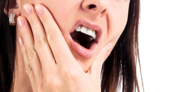 Mức độ há miệng bị hạn chế sau nhổ răng
