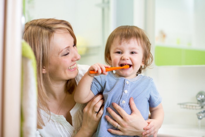 Các bước đánh răng để chăm sóc răng miệng cho trẻ mầm non đúng cách