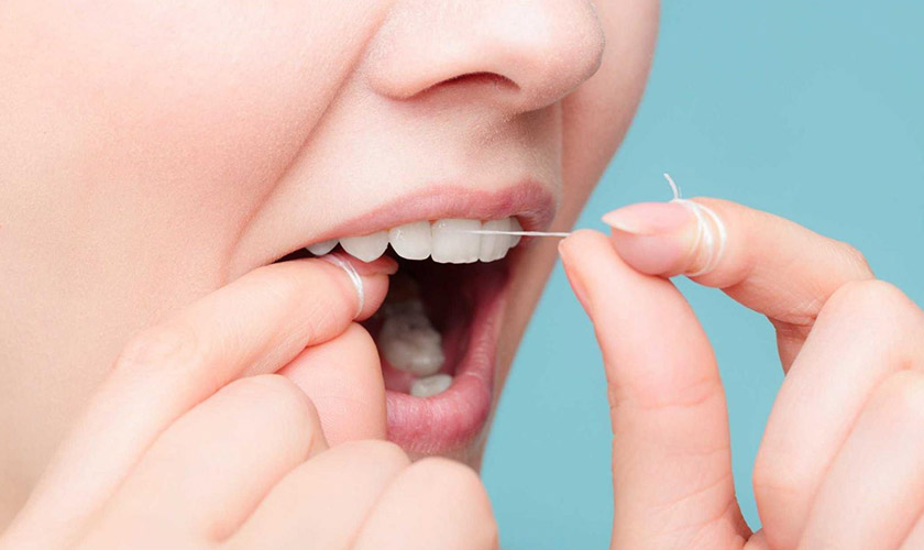 Cách chăm sóc răng miệng sau khi bọc răng sứ cho răng sâu