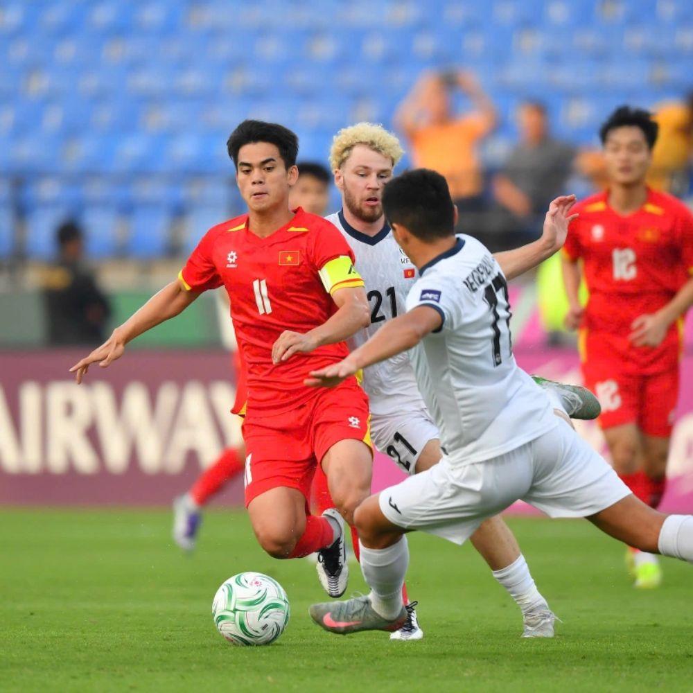 Đội trưởng Khuất Văn Khang thi đấu tại VCK U23 Châu Á 2026 trong màu áo Đội tuyển U23 Việt Nam