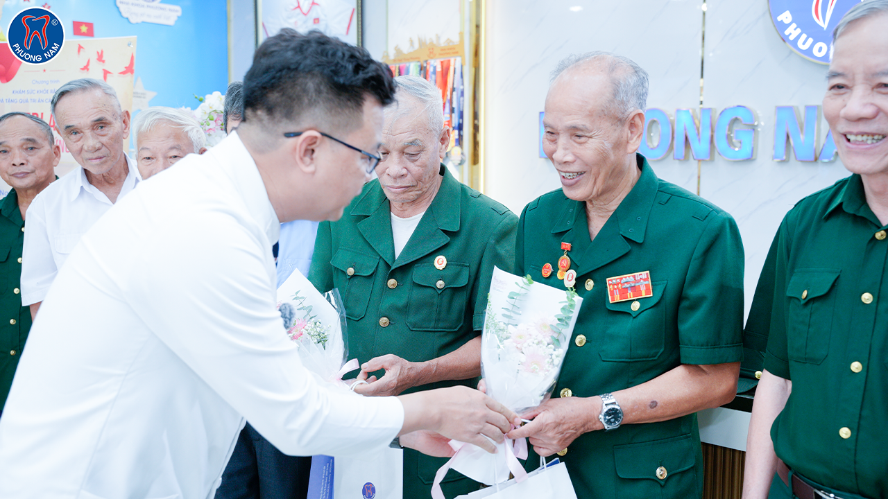 1.ccb-thanh-hoa-hn-nha-khoa-phuong-nam-27-07